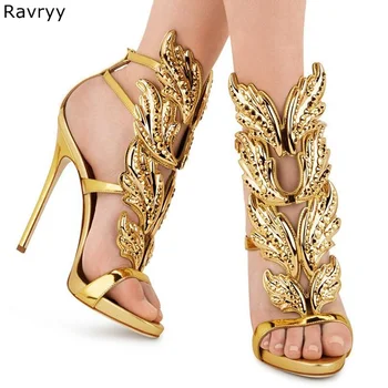 Летни златни сандали с отворени пръсти, украсени с орнаменти във формата на крило, пикантни женски обувки-лодка на висок ток с метален блясък, дамски сандали-гладиатори